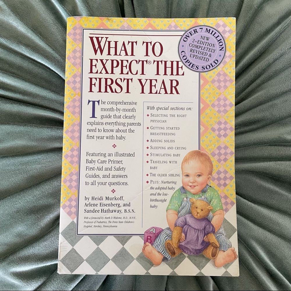 Baby Book! What to Expect the 1st Year